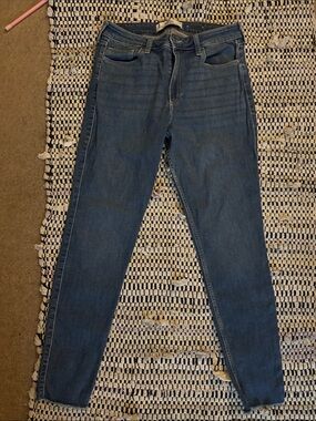 Hollister Curvy High Rise Super Skinny Jeans-Regular